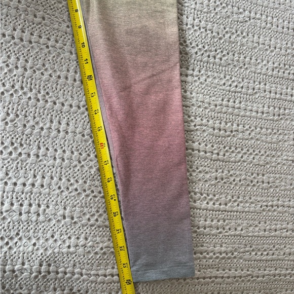 Beyond Yoga Leggings - Picture 5 of 8